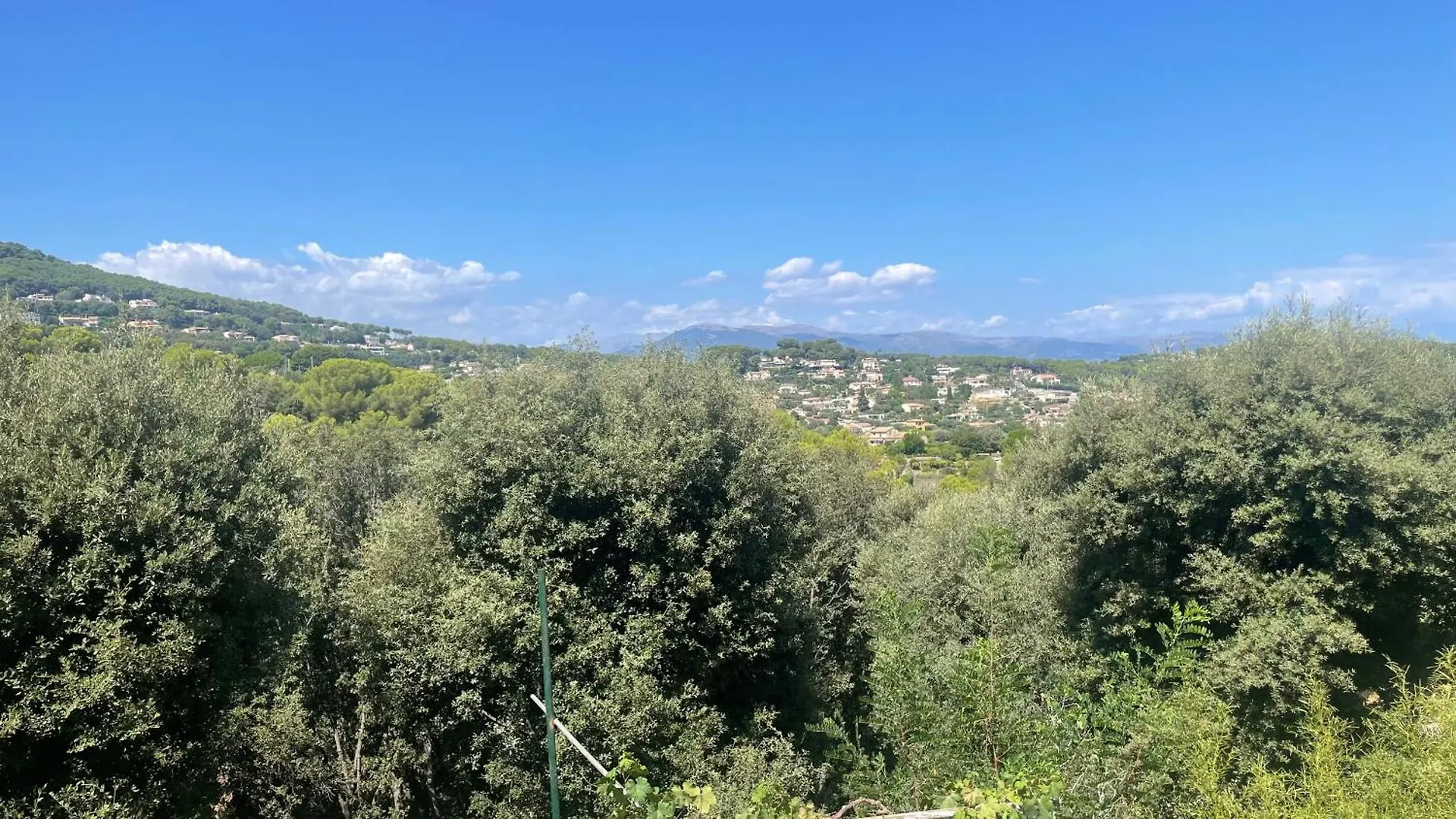 Tres Rare! Bel Appartement 38 M2 Domaine Prive Vallauris 0*,